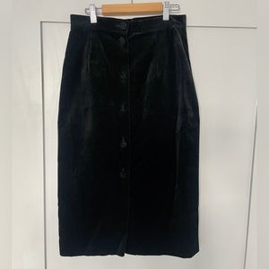VINTAGE Black Velvet Pencil Skirt- Size Small